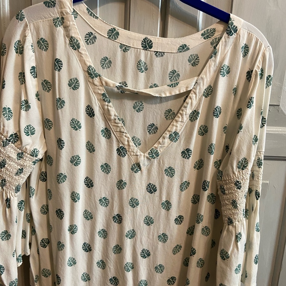 Cream and Green Blouse 3/4 Sleeve